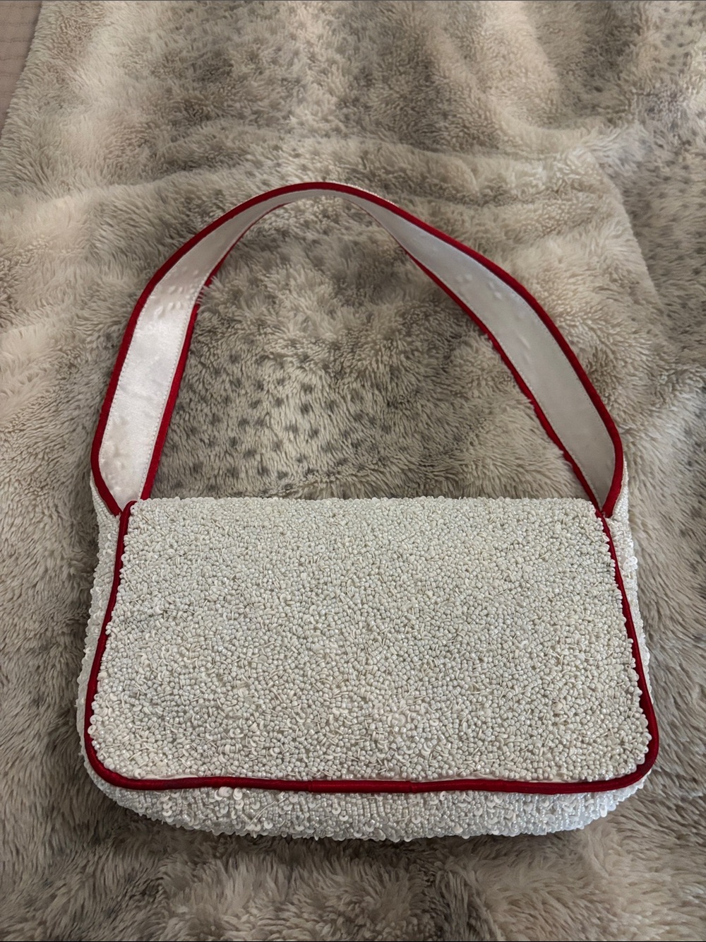 Beaded Tomato Purse - Picture 3 of 3